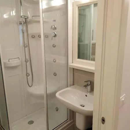 Hotel Hotel B&B Francolini 2*